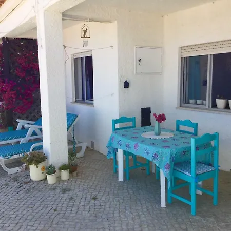 Docevida # Ocean View Apartment